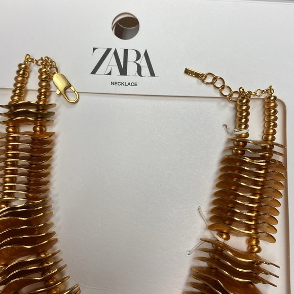 NWT.Zara Golden Metal Necklace with Irregular Pieces and Matching Bead Appliqués - Picture 4 of 9
